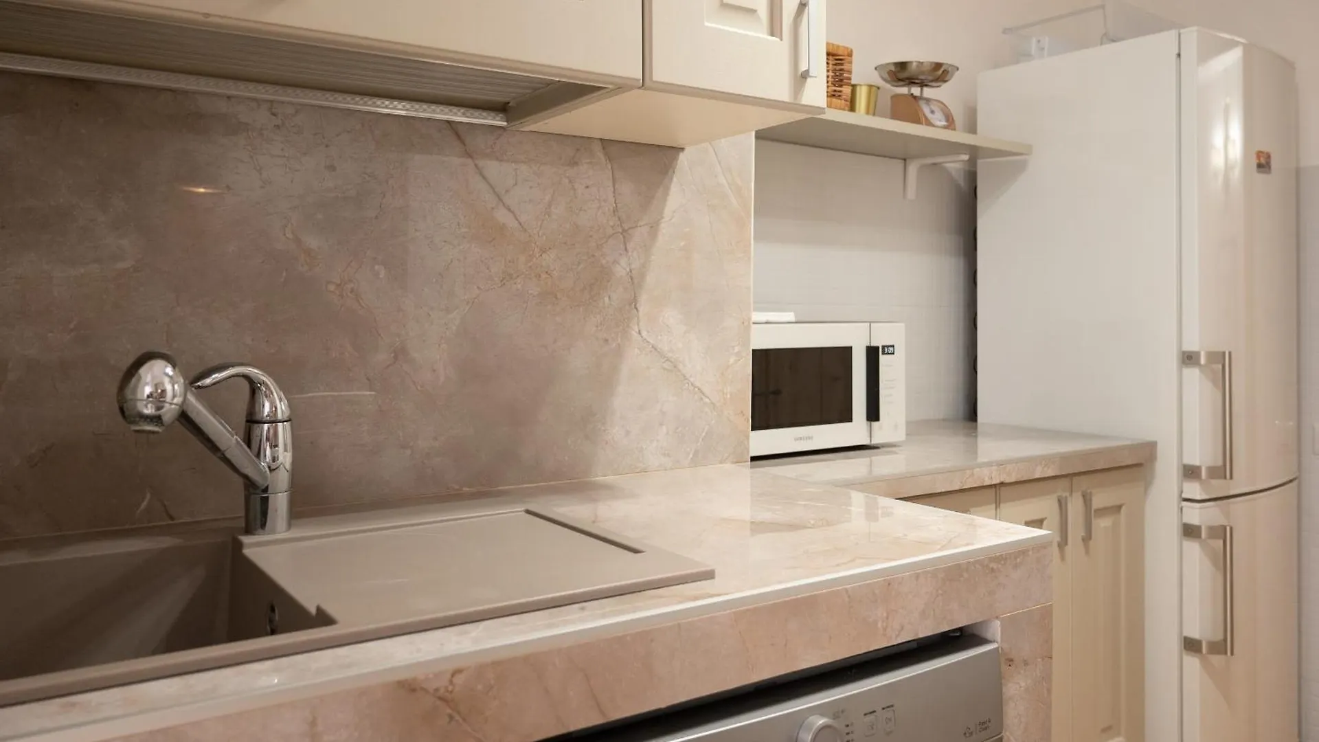 Art Atelier Vitelleschi Apartment Rome